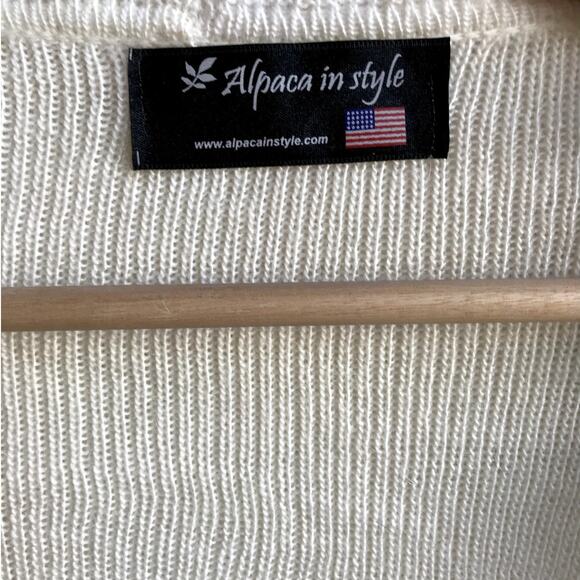 Alpaca In Style Embroidered Poncho Wrap with Ruffles, has Flaw-Please Read-OS - Picture 6 of 12